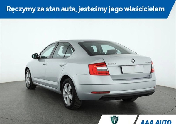 Skoda Octavia cena 42000 przebieg: 197693, rok produkcji 2018 z Kazimierza Wielka małe 211